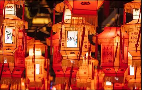 正月十五鬧元宵,歡歡喜喜享團圓!韓端機器人祝大家元宵節(jié)快樂!